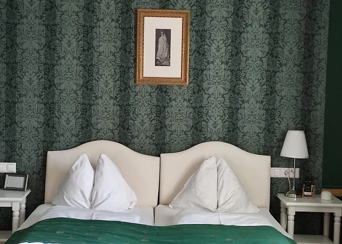 Marius Kammer Und Koppel Engelbrecht 3*